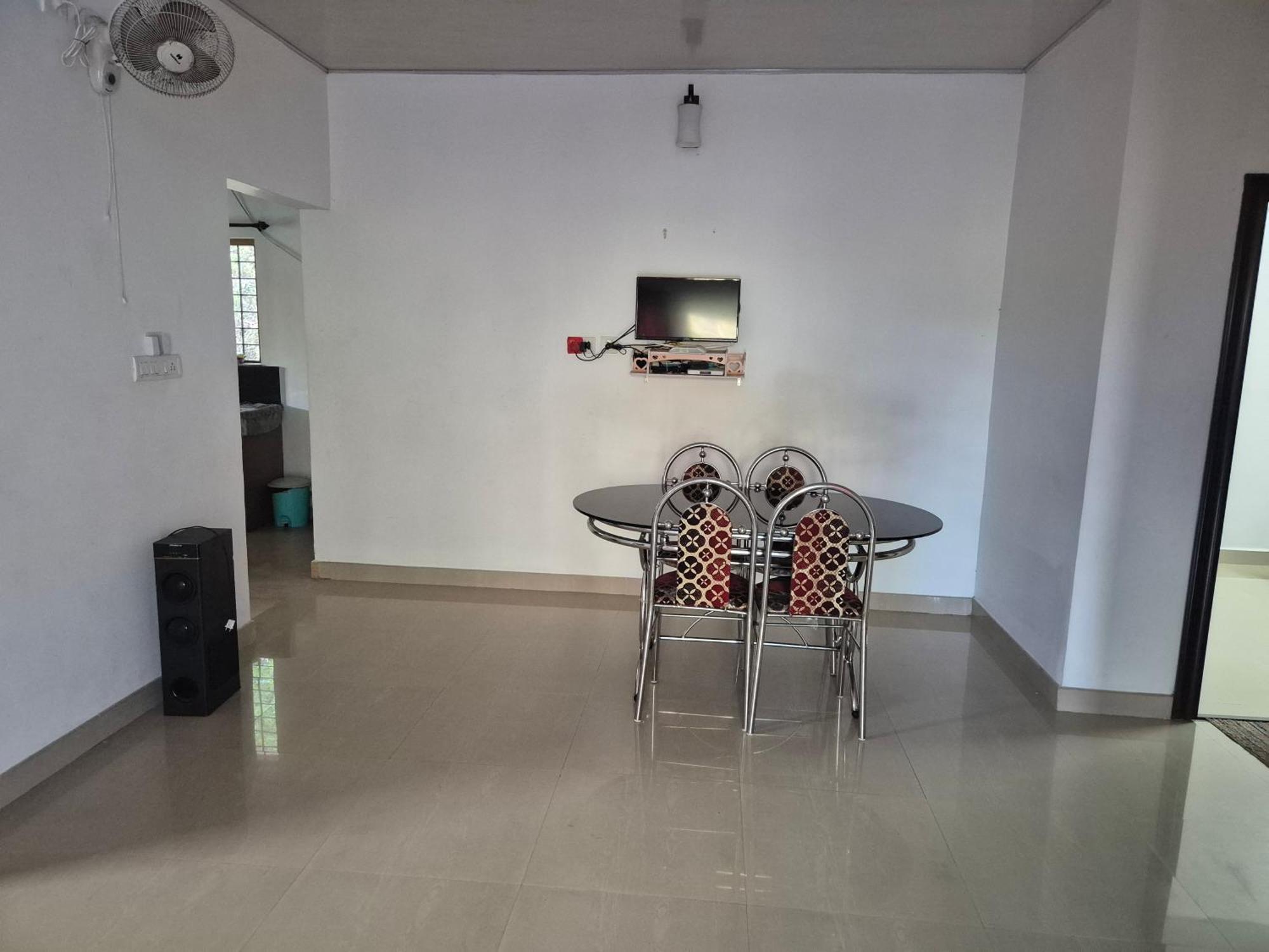 Anivilla Holiday Home Kunjithanny Anachal Екстер'єр фото